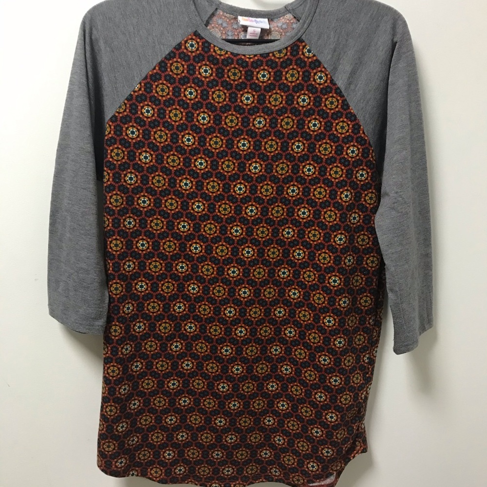 Colorfully Printed LuLaRoe Shirt! - Picture 5 of 6